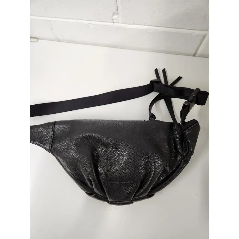 Melrose and Market Genuine Leather Pebbled Black Fanny Pack/Bum Bag/Belt Bag